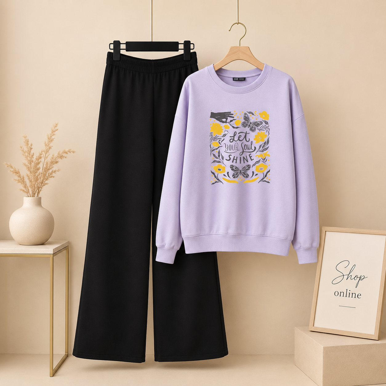 LET YOUR SOUL SHINE LILAC SWEATSHIRT WITH FLAPPER