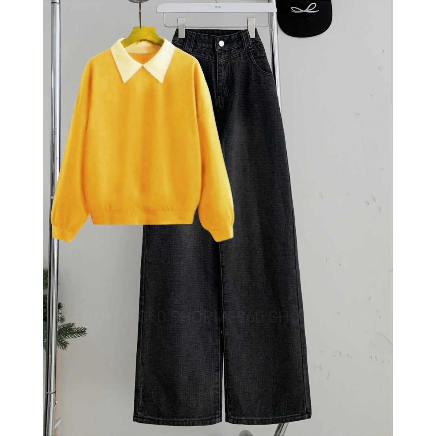 YELLOW COLLAR SWEATSHIRT-BLACK WIDE LEG JEANS