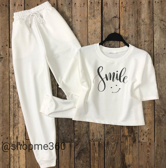 WHITE TROUSER-WHITE CROP TEE SMILE