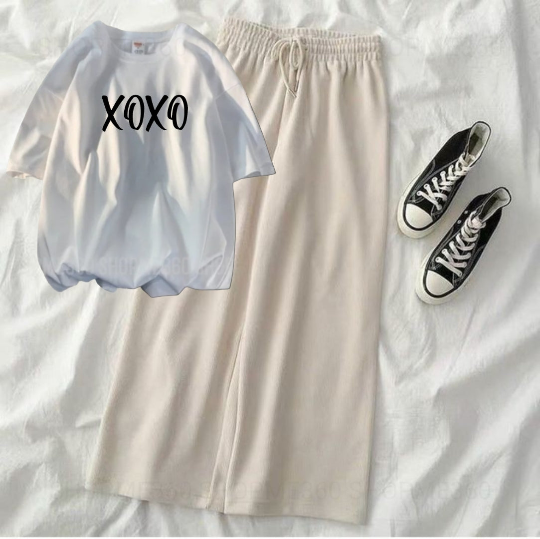 BEIGE FLAPPER-WHITE TEE XOXO