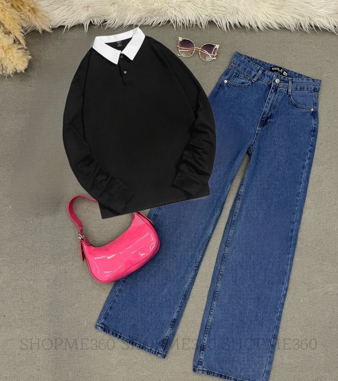 BLACK COLLAR SWEATSHIRT-DARK BLUE WIDE LEG JEANS